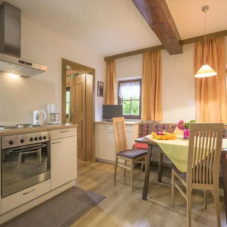 In Near Hochzillertal Skiing Διαμέρισμα