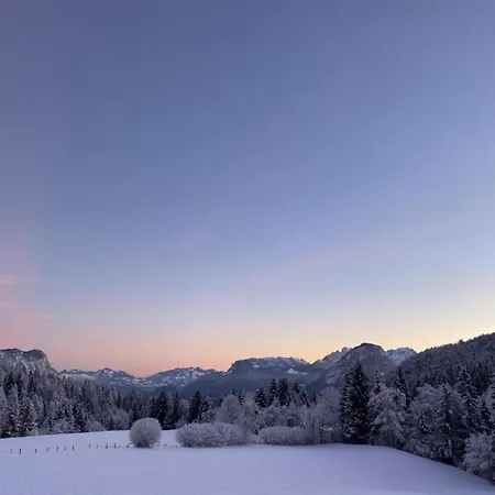 In Near Hochzillertal Skiing Apartment *